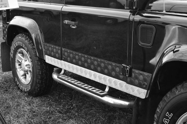 Land Rover 90/110 Chequer Plate Side Kit